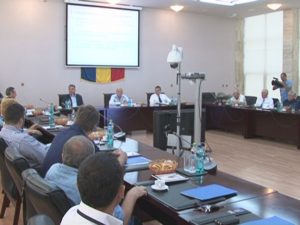 CONSILIERII JUDEŢENI SE PERFECŢIONEAZĂ LA MARE. CURSURILE AU LOC ÎN STAŢIUNEA MAMAIA