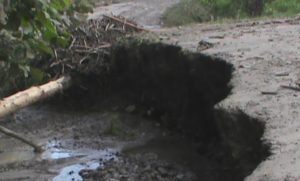 RUPERE DE NORI LA CHILIILE. CULTURI AGRICOLE DISTRUSE ŞI DRUMURI RUPTE