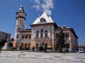 TRIPLETA DE LA PRIMĂRIE. CARE VOR FI EDILII ŞEFI AI ORAŞULUI