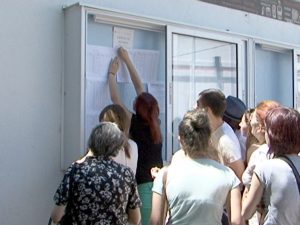 PLOAIE DE CONTESTAŢII DUPĂ BAC. PESTE 1100  DE CERERI PENTRU RECORECTARE