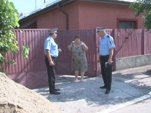 CONTROALE ÎN CARTIERELE POŞTĂ ŞI MIHAI VITEAZUL. 41 DE BUZOIENI, AMENDAŢI DE POLIŢIŞTII LOCALI
