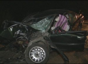 ACCIDENT SOLDAT CU DOI MORŢI ŞI TREI RANITI, LA PUIEŞTI. VITEZA EXCESIVĂ, CAUZA STABILITĂ DE POLIŢIŞTI
