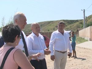 VIZITĂ LA NIVEL ÎNALT. AMBASADORUL STATELOR UNITE, LA VERNEŞTI