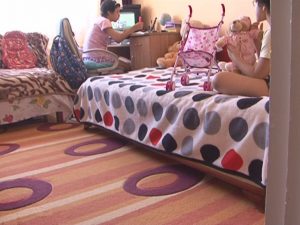 MAMĂ DE OCAZIE. ACEEAŞI GRIJĂ FAŢĂ DE COPIII ALTORA