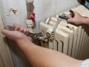 RAM A PIERDUT SUTE DE CLIENŢI. NUMĂR RECORD DE DEBRANŞĂRI PENTRU ULTIMII ANI