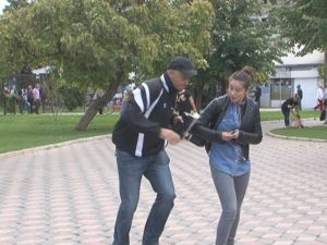 TÂLHĂRIE ÎN CENTRUL ORAŞULUI. SIMULARE NELUATĂ ÎN SEAMĂ DE MARTORI