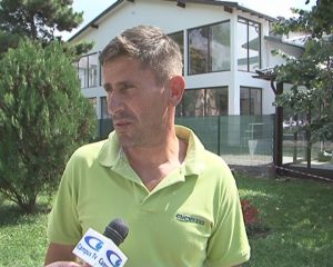 VOCEA BUZOIANULUI: ÎN MEDIUL RURAL, ŞCOLILE AU INTERNET, DAR TOALETA ÎN CURTE