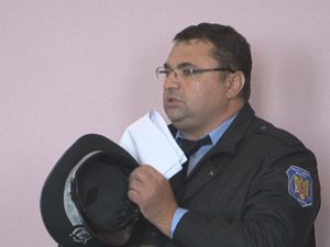 ORGANIGRAMA A FOST APROBATĂ. 323 DE POLIŢIŞTI LOCALI AU RĂMAS PE DRUMURI