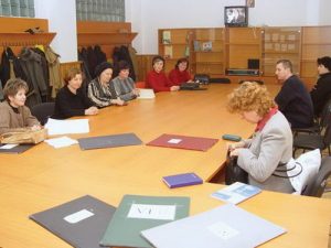 CONCURS PENTRU DIRECTORII DIN ŞCOLI. MULTE LOCURI, PUŢINI CANDIDAŢI