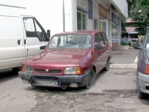 MAŞINILE ABANDONATE, DATE LA FIER VECHI. MĂSURA APARŢINE PRIMĂRIEI
