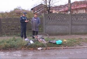 ACCIDENT GRAV LA VADU PASII. O BICICLISTĂ, LOVITĂ DE MAŞINĂ