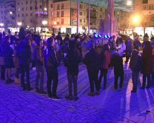 CERC UMAN ALBASTRU PE PLATOUL DACIA. ACŢIUNE SIMBOL DE ZIUA MONDIALĂ A DIABETULUI