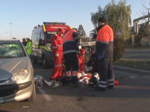 ACCIDENT MORTAL LA DRĂGAICĂ. O FEMEIE A FOST UCISĂ CÂND TRAVERSA STRADA