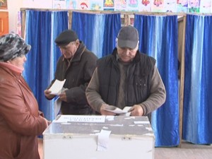 PREZENŢĂ MARE LA POGOANELE. TÂRGUL I-A SCOS LA URNE MAI DEVREME
