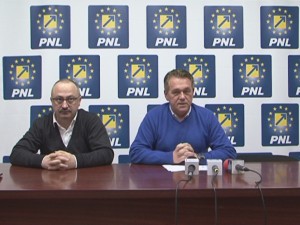 SUPĂRARE MARE LA PNL. LIDERII ŞI-AU FELICITAT ADVERSARII DIN PSD