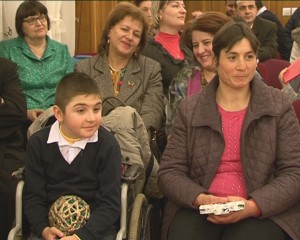 "VIS DE CRĂCIUN”, UN SUCCES. BANII STRÂNŞI VOR FI OFERIŢI UN COPIL BOLNAV