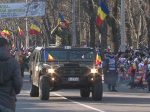 ZIUA NAŢIONALĂ A ROMÂNIEI, SĂRBĂTORITĂ DE BUZOIENI. SUTE DE OAMENI AU ÎNFRUNTAT GERUL