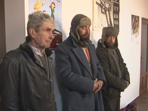 OAMENII STRĂZII, TRIMIŞI LA CENTRU. GERUL DE PESTE NOAPTE LE POATE FI FATAL