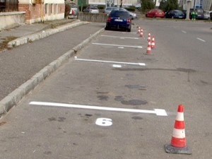 PAUZĂ PENTRU PARCĂRILE REZIDENŢIALE. ATRIBUIREA ACESTORA A FOST OPRITA DIN CAUZA RECLAMATIILOR