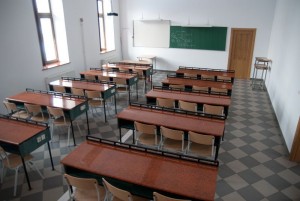 DSP: ”FOARTE BINE CĂ S-AU ÎNCHIS ŞCOLILE”. COPIII SE POT ÎMBOLNĂVI FOARTE UŞOR ÎN PERIOADE DE GER