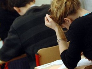 SIMULĂRI PENTRU BACALAUREAT ŞI CAPACITATE. SE ORGANIZEAZĂ CURSURI DE PREGĂTIRE ÎN TOATE ŞCOLILE