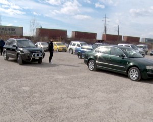 AGLOMERAŢIE LA RAR. PROGRAMĂRILE AU AJUNS PÂNĂ LA O LUNĂ