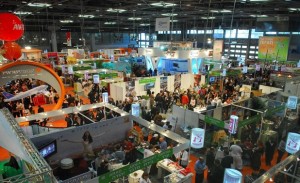 BUZĂUL LA TÂRGUL DE TURISM. CONSILIUL JUDEŢEAN PROMOVEAZĂ REPERELE TURISTICE ALE JUDEŢULUI