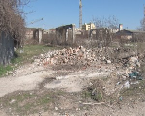 MUNŢI DE GUNOAIE. ÎN CAPĂTUL STRĂZII ŢIGLARI E FOCAR DE INFECŢIE