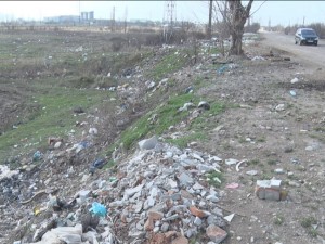 DRUMUL SPRE OBOR, RAMPĂ DE GUNOI. PRIMĂRIA ANUNŢĂ MĂSURI ŞI AMENZI DRASTICE