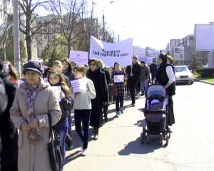 AJUTĂ MAMA ŞI COPILUL! BUZOIENII SUNT INVITATI LA MARŞUL PENTRU VIAŢĂ