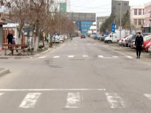 N-AVEM PIETONI, CÂTE TRECERI AŢI FĂCUT. DIMITRIE FILIPESCU, STRADA CU OPT „ZEBRE”