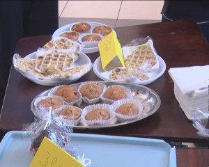 „ÎMBRĂŢIŞEAZĂ DIFERENŢA”. HASDEIENII AU PREPARAT DULCIURI PENTRU COPIII DE LA CENTRUL NR. 8
