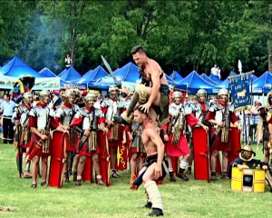BUZĂUFEST – UN FESTIVAL DE TOP. PRIMA EDIŢIE A ÎNCEPUT CU DACII ŞI CU ROMANII