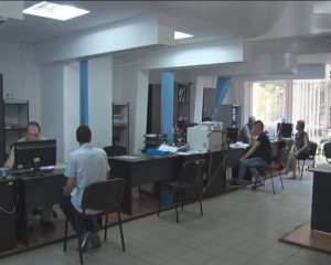 ŞOMERII BUZOIENI NU VOR LOCURI DE MUNCĂ. DOAR TREI ANGAJAŢI, ÎN URMA MINI-BURSEI
