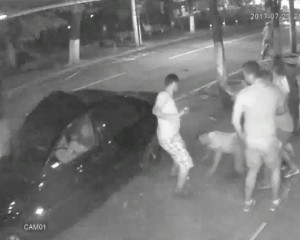 IMAGINI TERIFIANTE PE BULEVARD. BMW-UL SCĂPAT DE SUB CONTROL AVEA VITEZĂ