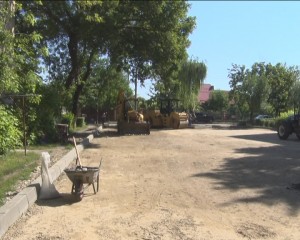 PRIMUL CARTIER SISTEMATIZAT. OBORUL ÎMBRACĂ HAINĂ NOUĂ