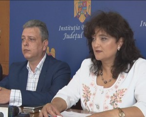 BILANŢ ÎN PREFECTURĂ. ACTIVITATE BOGATĂ LA PAŞAPOARTE ŞI ÎNMATRICULĂRI