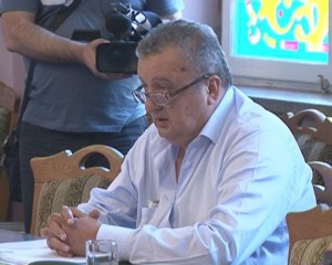 TOMA VS. TESCARU, BĂTĂLIE FĂRĂ DE SFÂRŞIT. TESCARU VREA CA PRIMARUL SĂ ÎI CEARĂ SCUZE PUBLIC