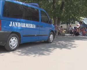 INTERVENŢIE A JANDARMERIEI LA SPITALUL JUDEŢEAN, PE FONDUL UNUI CONFLICT ÎNTRE CETĂŢENI RROMI