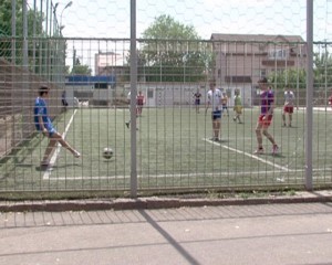 TERENURILE DE SPORT ALE ŞCOLILOR, LA DISPOZIŢIA COPIILOR. DIRECTORII VOR TREBUI SĂ SE CONFORMEZE