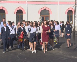 TREI ZILE DE SĂRBĂTOARE LA HASDEU. „150 DE ANI ÎN SLUJBA EDUCAŢIEI, A PERFORMANŢEI, A EXCELENŢEI”