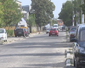 COADĂ LA ASFALTARE. ALTE STRĂZI DIN BUZĂU STAU LA RÂND PENTRU A FI REABILITATE
