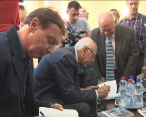 „A APĂRA. A CÂŞTIGA. A TRĂI”. CAMPIONUL MONDIAL CORNEL PENU REVINE LA BUZĂU