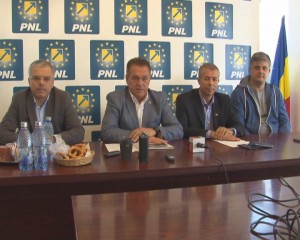 CONSTANTIN IONESCU A REDEVENIT LIBERAL. DE LA INDEPENDENT, LIDER DE GRUP AL PNL