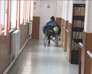 PREGĂTIRI DE IARNĂ. CENTRUL DE ZI ŞI DE NOAPTE, DIN CE ÎN CE MAI CĂUTAT