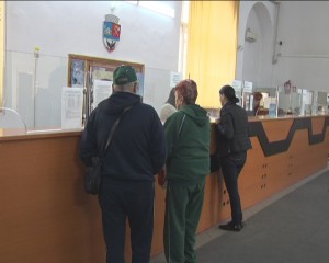 MAI PUŢINI BENEFICIARI AI AJUTORULUI DE ÎNCĂLZIRE. NUMĂRUL DOSARELOR S-A ÎNJUMĂTĂŢIT