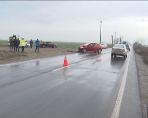 DEPĂŞIRE FATALĂ. O FEMEIE DECEDATĂ, TREI PERSOANE RĂNITE