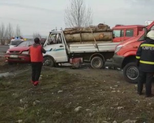 ACCIDENT SPECTACULOS, PE CENTURA BUZĂULUI. EVENIMENTUL, SURPRINS DE CAMERELE VIDEO ALE UNEI BENZINARII