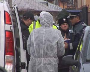 CRIMĂ PASIONALĂ, PE STRADA MĂRĂŞTI. UN BUZOIAN DE 58 DE ANI ŞI-A ÎNJUNGHIAT SOŢIA