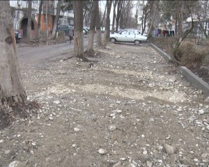 PARCARE REZIDENŢIALĂ ÎN MICRO XIV. VA FI AMENAJATĂ ÎNTRE BLOCURILE 43 ŞI 44